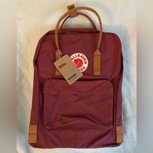 NWT Fjallraven Kanken Classic Backpack- Ox Red Goose Eye